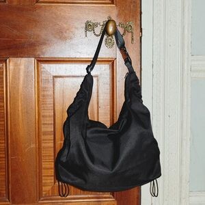 ARCS London Black HEY Sling Bag